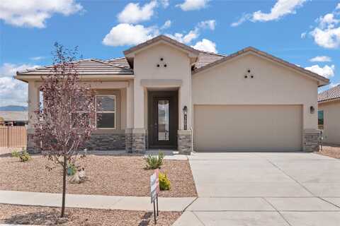 3153 Vista Luna, Santa Fe, NM 87507