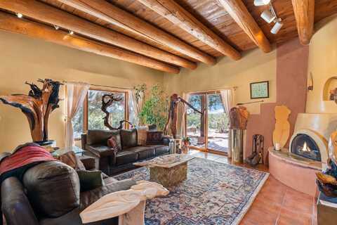 119 Sunlit Drive W, Santa Fe, NM 87508