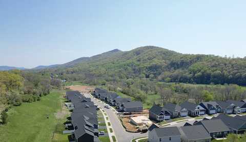 Savannah Dr. NE, Roanoke, VA 24012