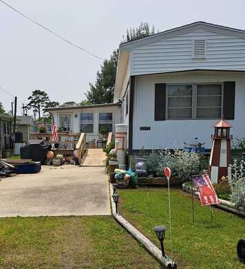 5372 MCCLEARY DR, CHINCOTEAGUE, VA 23336