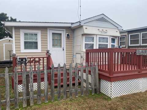 8281 BAY FRONT LN, CHINCOTEAGUE, VA 23336