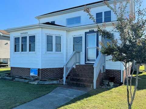 3196 MAIN ST, CHINCOTEAGUE, VA 23336