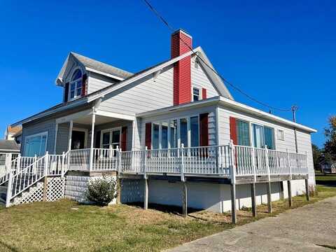 3340 MAIN ST, CHINCOTEAGUE, VA 23336