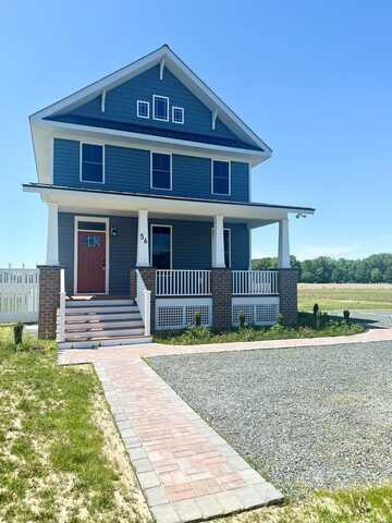 56 HILL ST, ONANCOCK, VA 23417