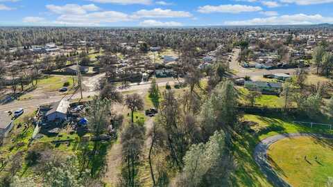3550 Oasis Road, Redding, CA 96003