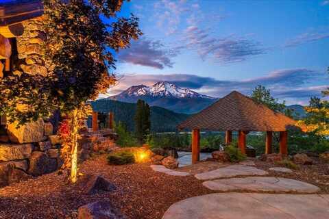 4620 W A Barr Road, Mount Shasta, CA 96067