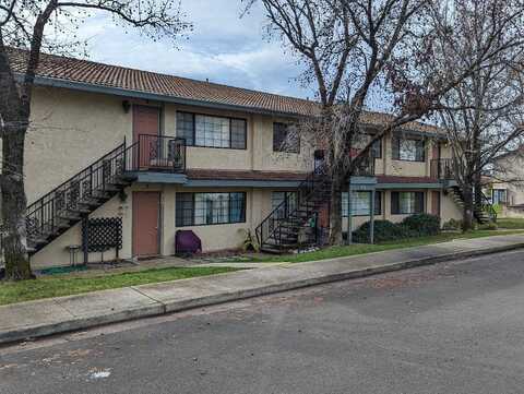 1313 Lancers Lane, Redding, CA 96003
