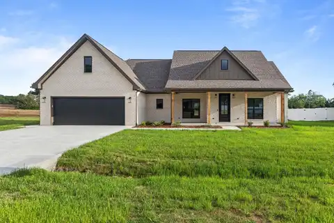 110 Spry Way, Killen, AL 35645