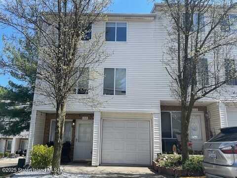 168 Jamie Lane, Staten Island, NY 10312