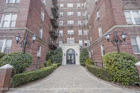 868 E 7th Street, Brooklyn, NY 11230