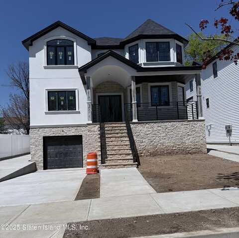1051 Edgegrove Avenue, Staten Island, NY 10309