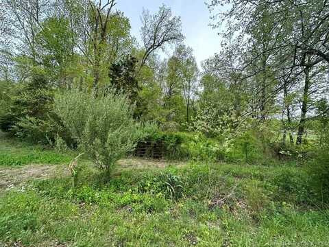 W Weir Road, Scottsburg, IN 47170