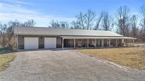 4118 E Lovers Lane, Scottsburg, IN 47170