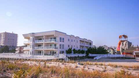 9220 Atlantic Ave, Margate City, NJ 08402