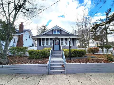 36 W Johnson Ave, Somers Point, NJ 08244