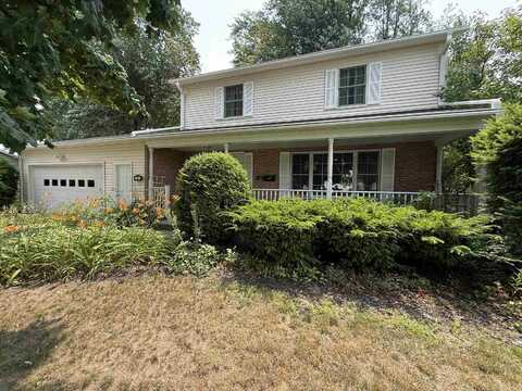 5 Sharon St, Massena, NY 13662