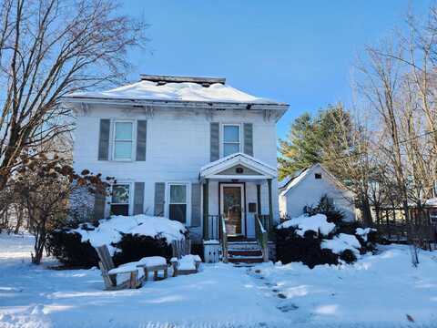 8 College Street, Canton, NY 13617