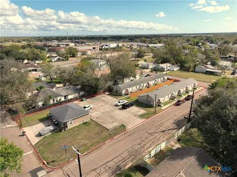 1002 Pine Street, Victoria, TX 77901