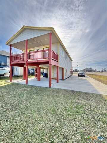 104 S Byers Street, Port o Connor, TX 77982