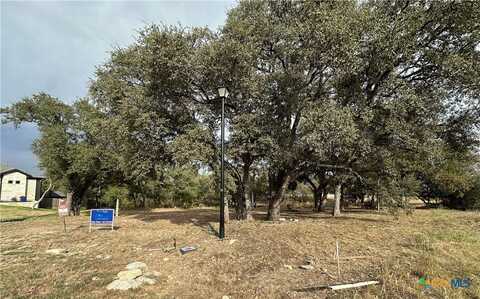 654 Creekside Drive, Belton, TX 76513