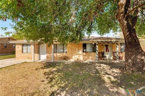 218 Redbud Ln, New Braunfels, TX 78130