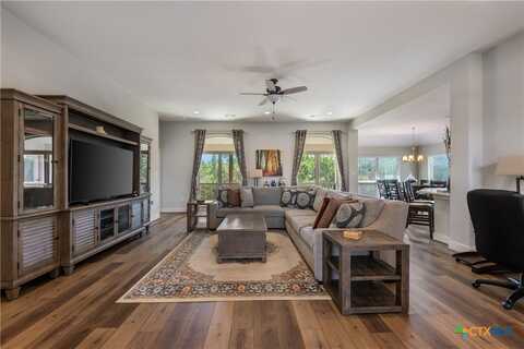 4001 Crockett Avenue, Lago Vista, TX 78645