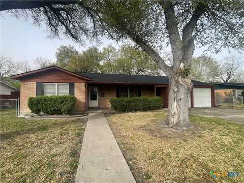 3403 Redwood Drive, Victoria, TX 77901
