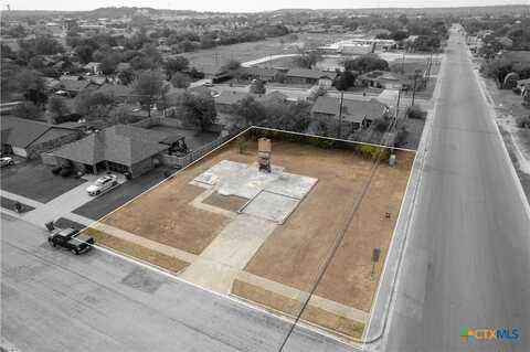 102 E Blancas Drive, Copperas Cove, TX 76522