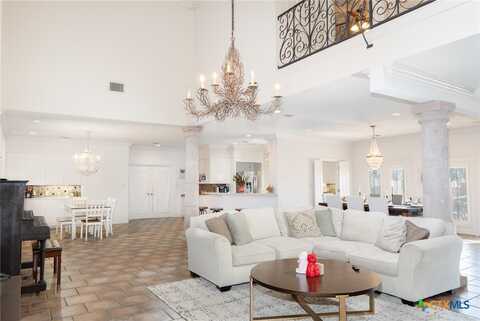 6001 Country Club Drive, Victoria, TX 77904