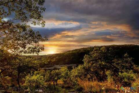 1333 Powder Ridge Road, New Braunfels, TX 78132