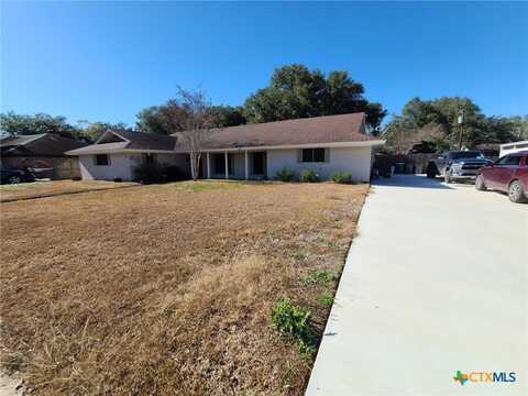 205 Birchwood Drive, Victoria, TX 77901