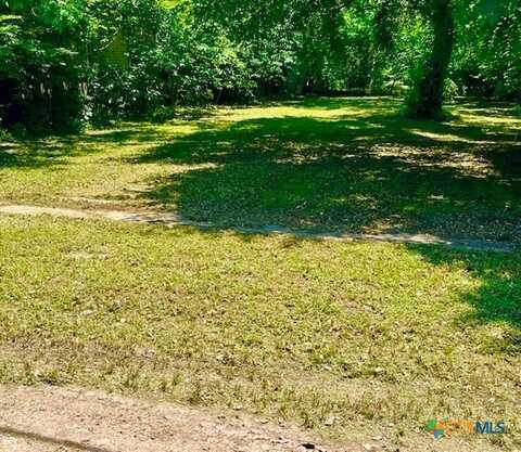 903 W Main Street, Cameron, TX 76520