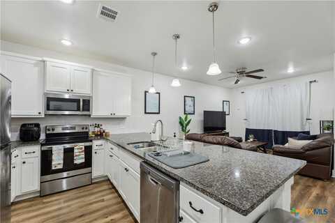1952 Royal Loop, Belton, TX 76513