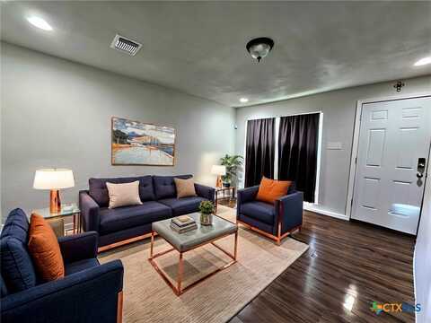 415 Erskine Street, Seguin, TX 78155