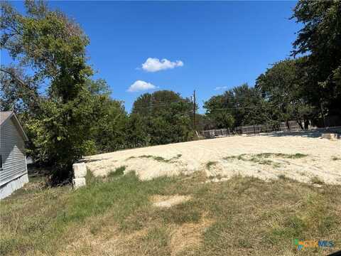 913 Pinewood Drive, Harker Heights, TX 76548