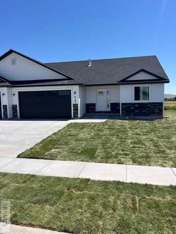 6164 Red Shirt Rd, Idaho Falls, ID 83401