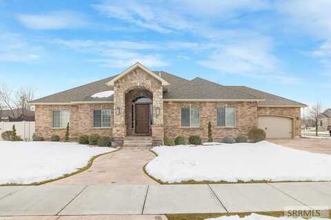 303 Stillwater Circle, Idaho Falls, ID 83404
