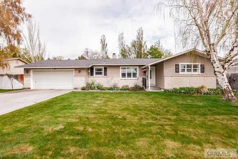 2341 Briarcliff Avenue, Idaho Falls, ID 83404