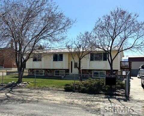 719 Sharkey Street, Salmon, ID 83467