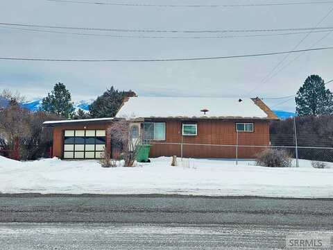 705 Lombard Street, Salmon, ID 83467