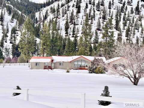 10 Cameron Drive, North Fork, ID 83466