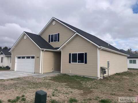1020 Harris Loop, Blackfoot, ID 83221