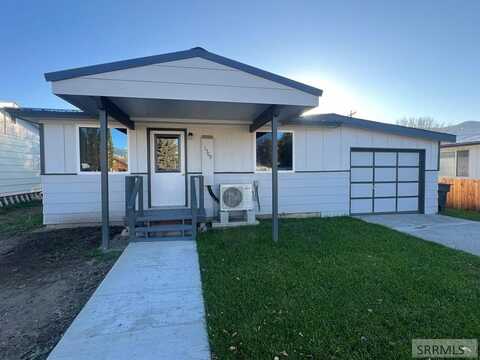 1509 Shoup Street, Salmon, ID 83467