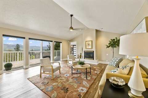 450 Wiley Street, Ashland, OR 97520