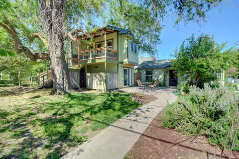 393 N Laurel Street, Ashland, OR 97520