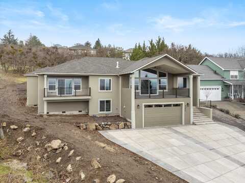 4386 Murryhill Terrace, Medford, OR 97504
