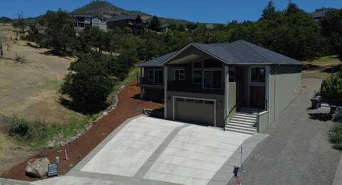 4386 Murryhill Terrace, Medford, OR 97504