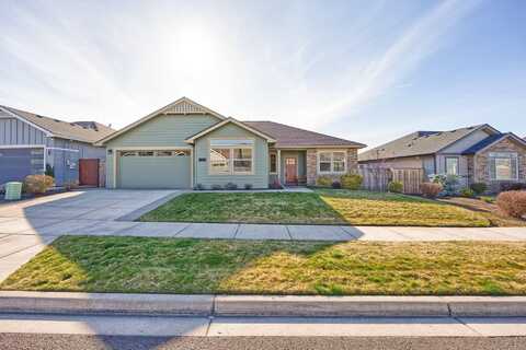 950 Callaway Drive, Medford, OR 97504