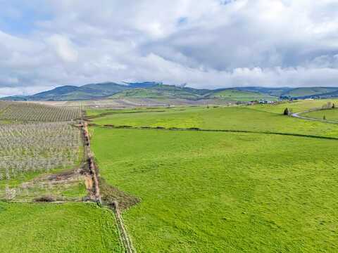 927 W Valley View Road, Ashland, OR 97520