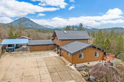 301 Trollview Road, Grants Pass, OR 97527